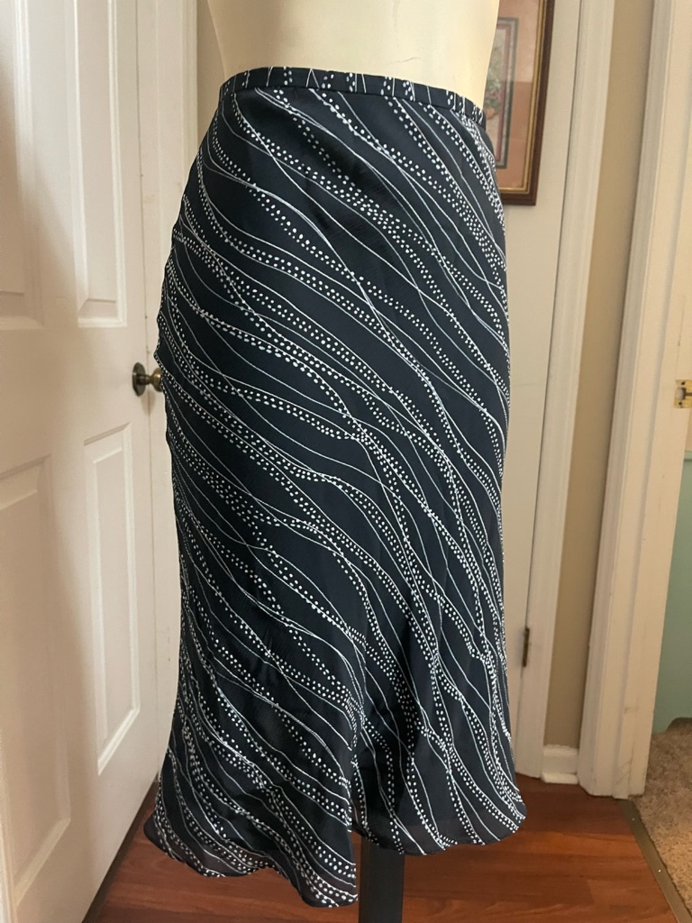 Merona Navy Midi Skirt with White Wave Stripe - Picture 3 of 6